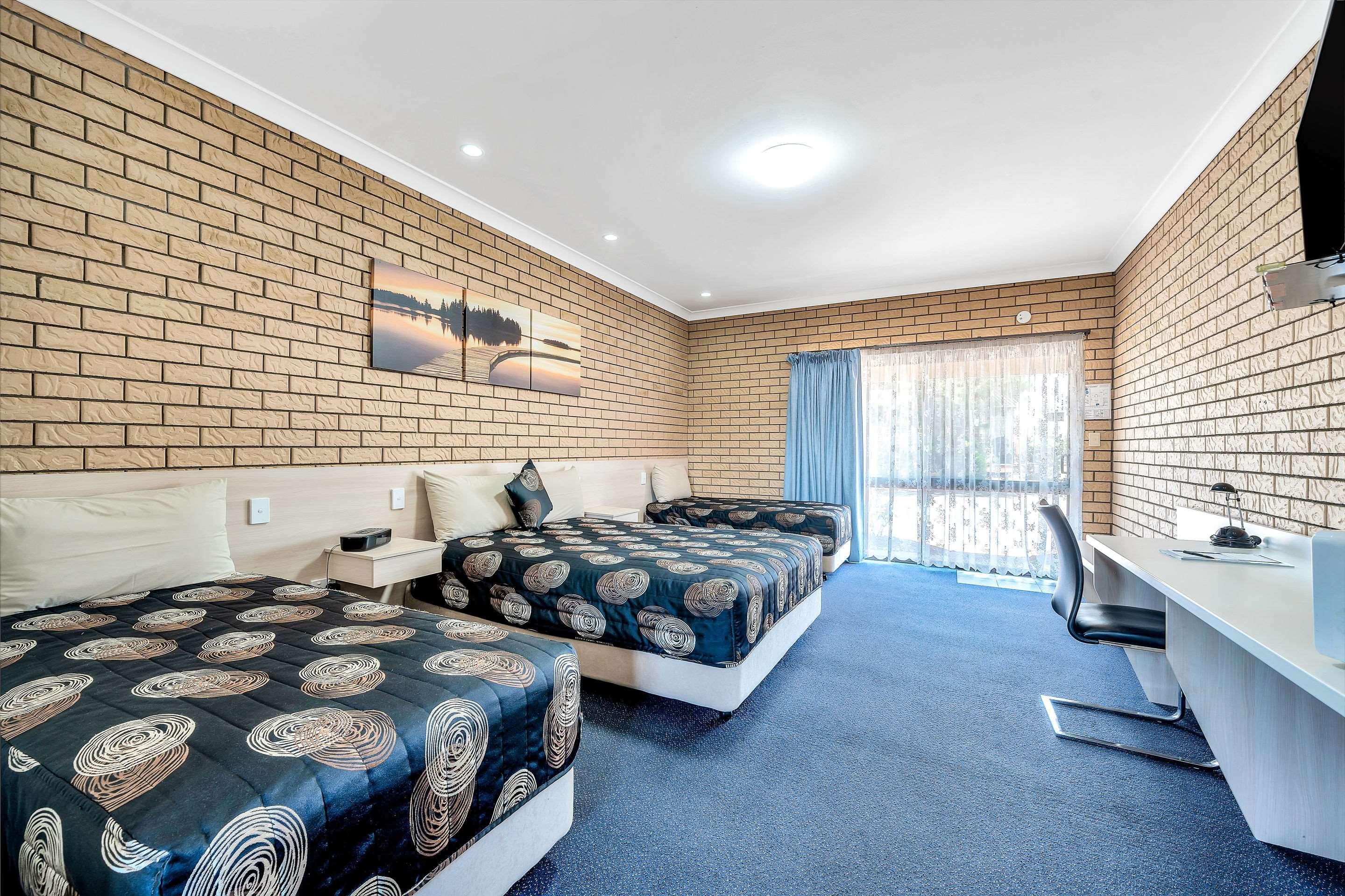 Warwick Settlers Inn Εξωτερικό φωτογραφία