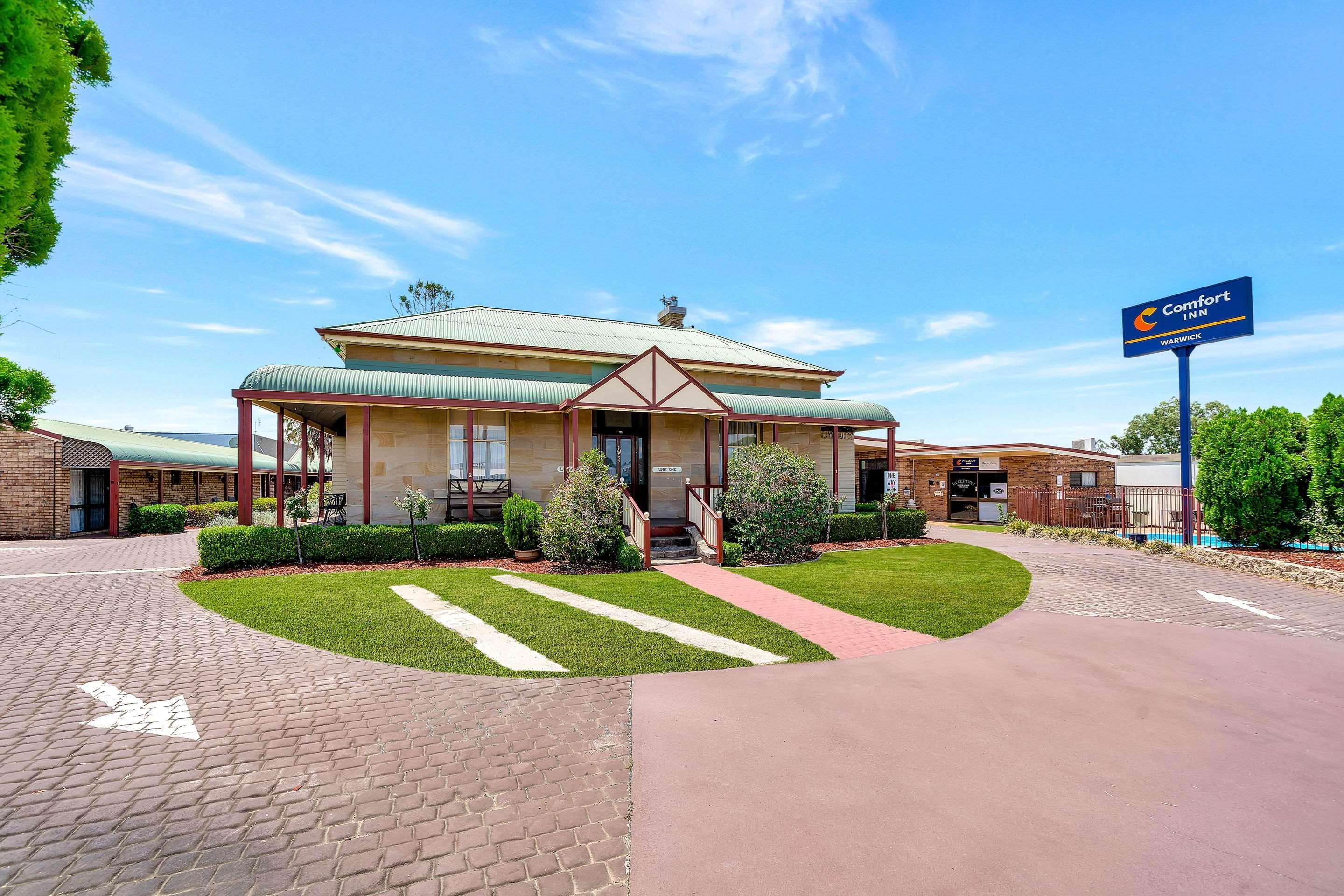 Warwick Settlers Inn Εξωτερικό φωτογραφία
