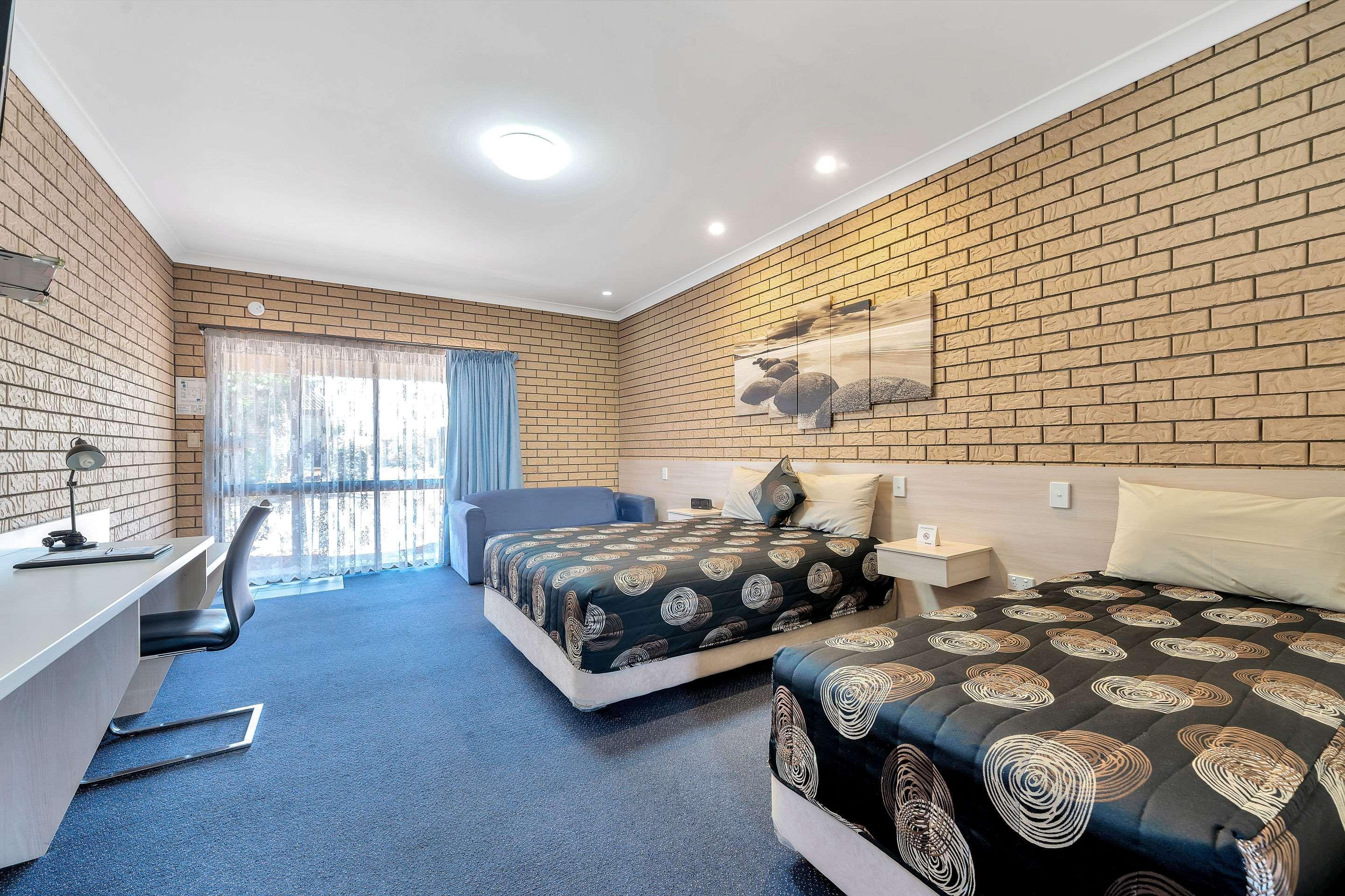 Warwick Settlers Inn Εξωτερικό φωτογραφία