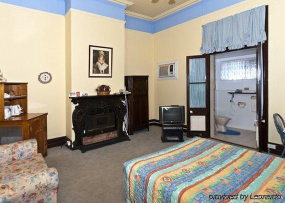 Warwick Settlers Inn Δωμάτιο φωτογραφία