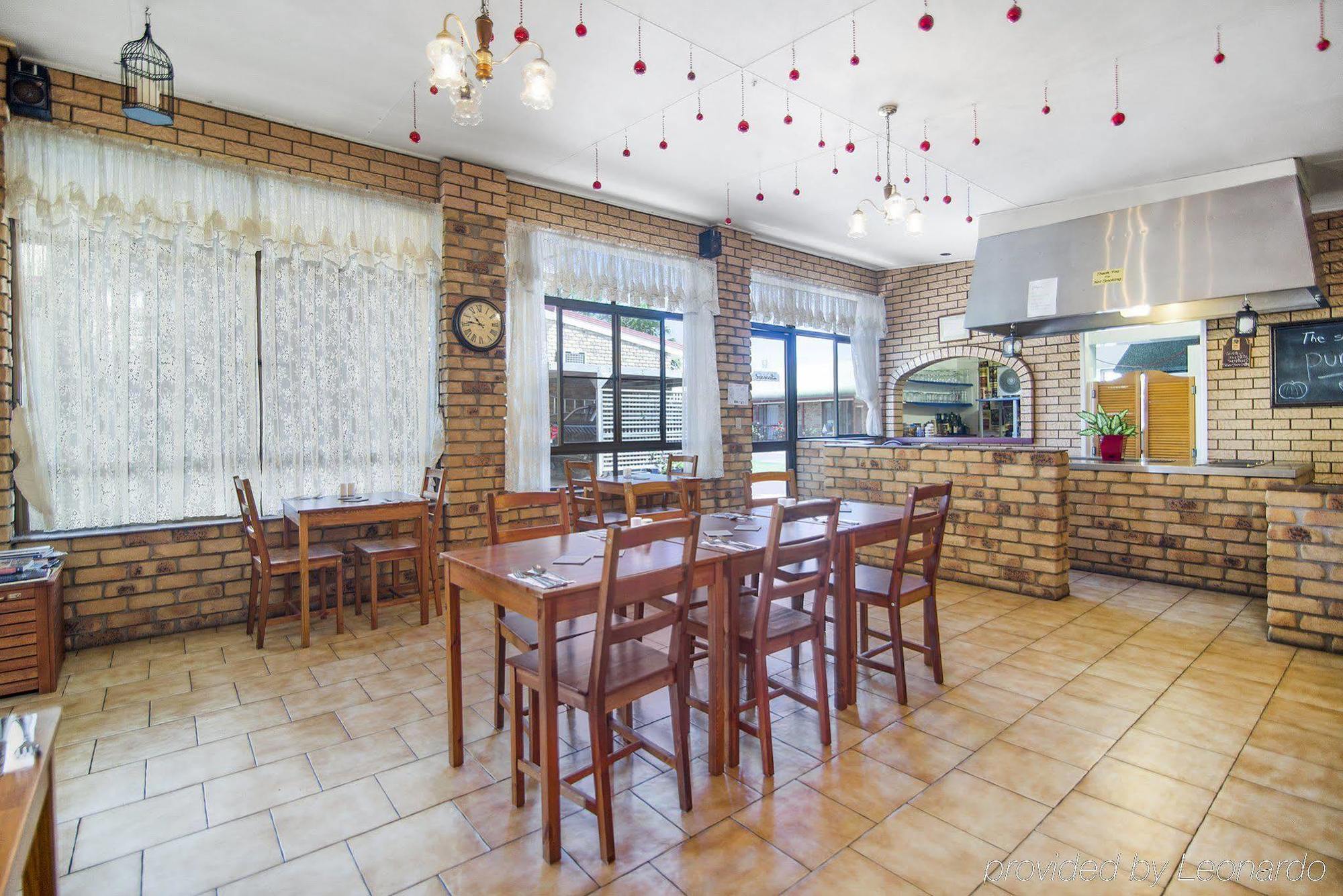 Warwick Settlers Inn Εξωτερικό φωτογραφία